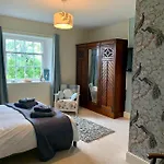 Gingerfield Farm 4*